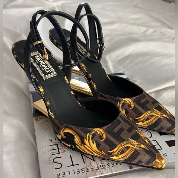 Authentic Fendi Versace Black and Gold Patterned Heels - Picture 1 of 13